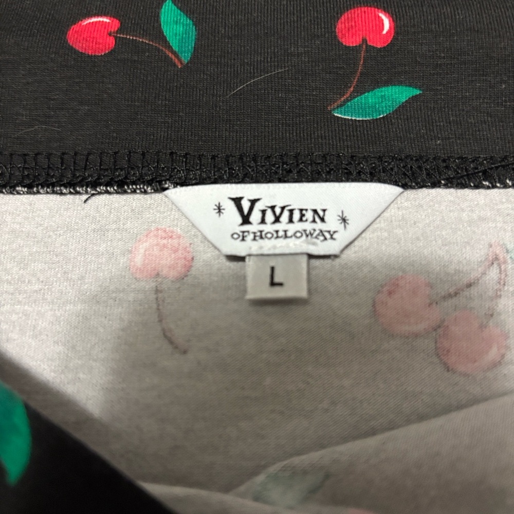 Vivien of Holloway Cap Sleeve Slash Neck Top Cherry Black - Large - Picture 3 of 7